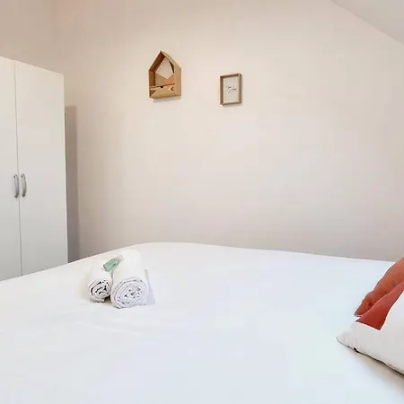 *l'oasis Du Coeur De Ville*spacieux Et Moderne